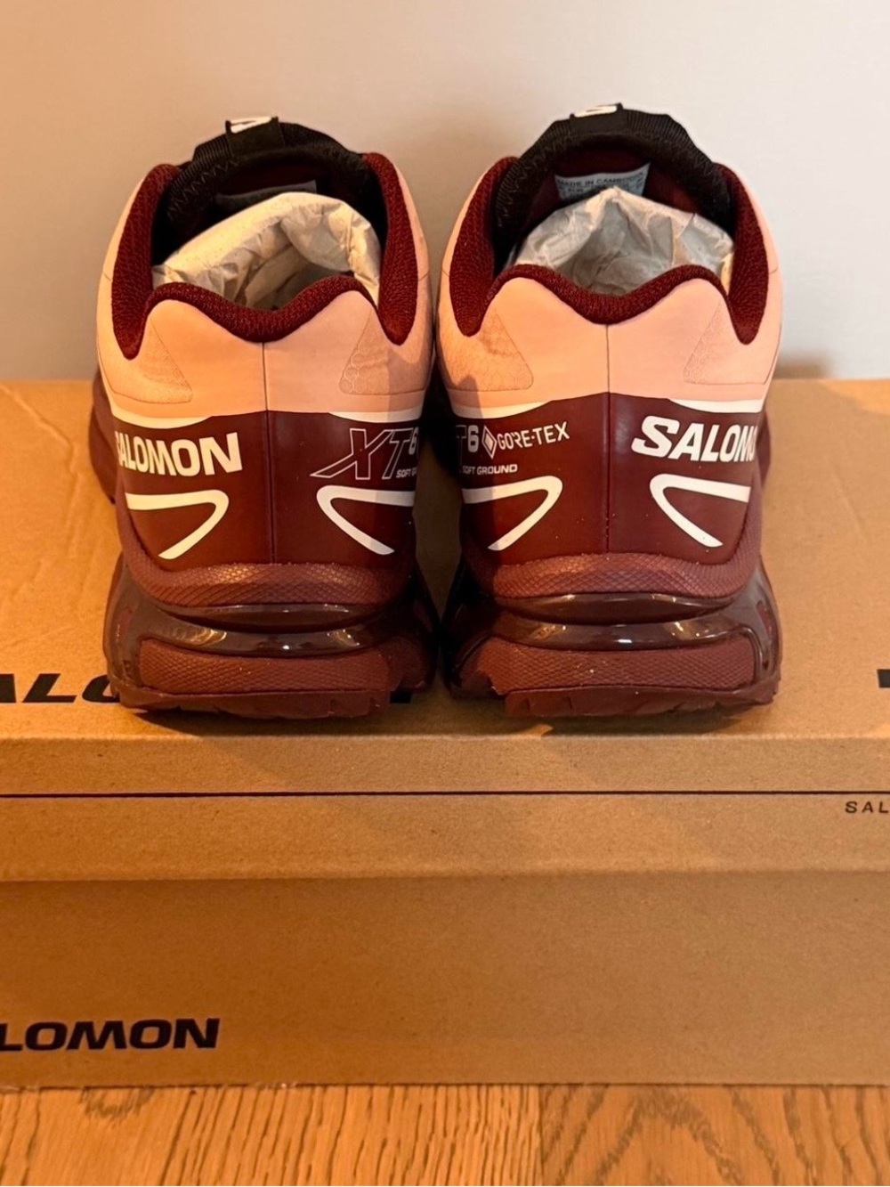 Salomon XT-6 Trail Shoes in Burgundy and Pink